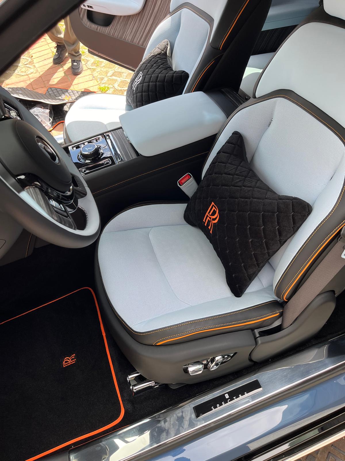 For all Rolls Royce Spectre Series Carpet Full Set Car Floor Mats, 2 Pillows and Cargo Liner Bespoke