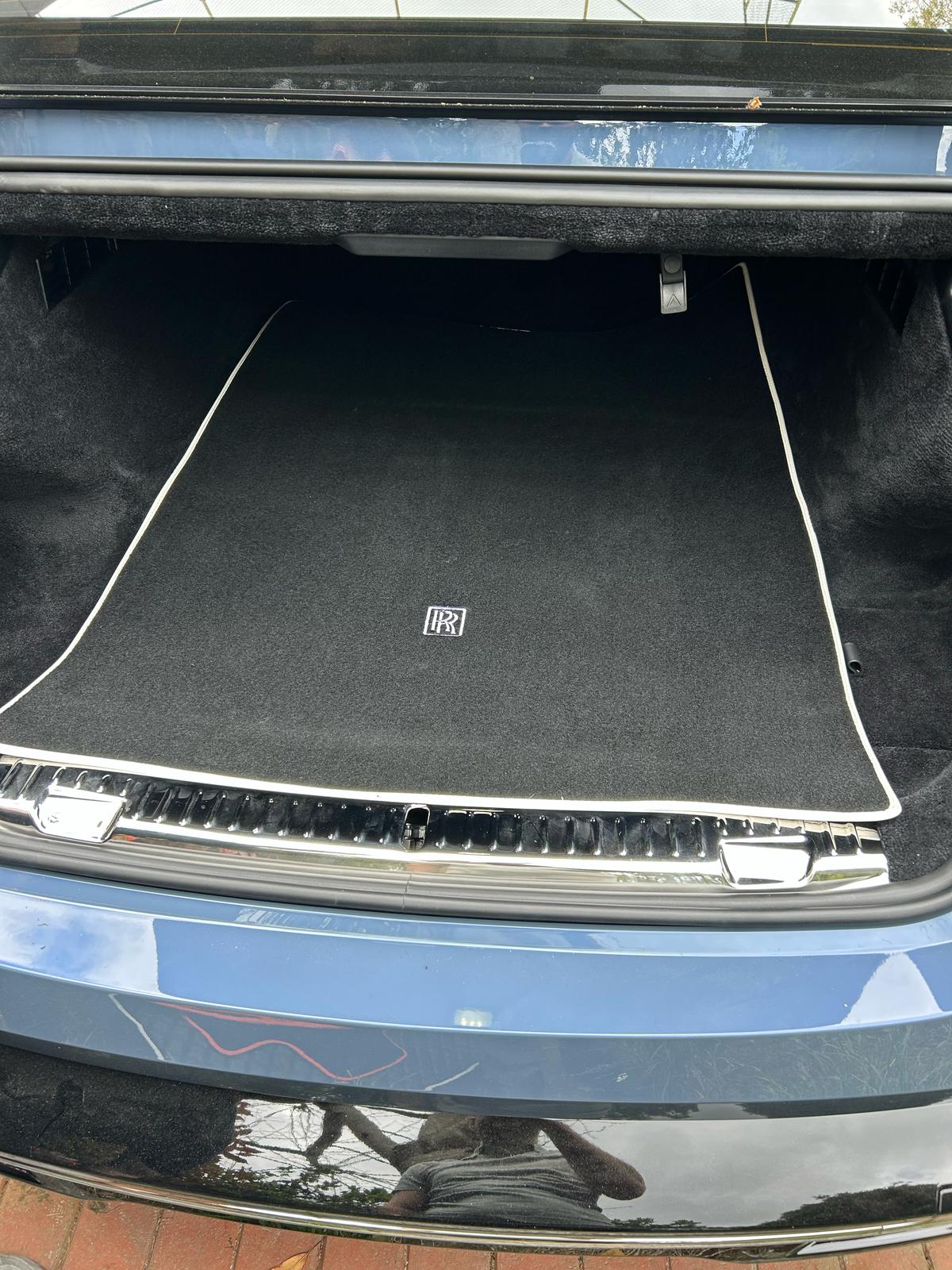 For All Rolls Royce Spectre Model Cargo Liner, Bespoke Carpet Trunk Mat