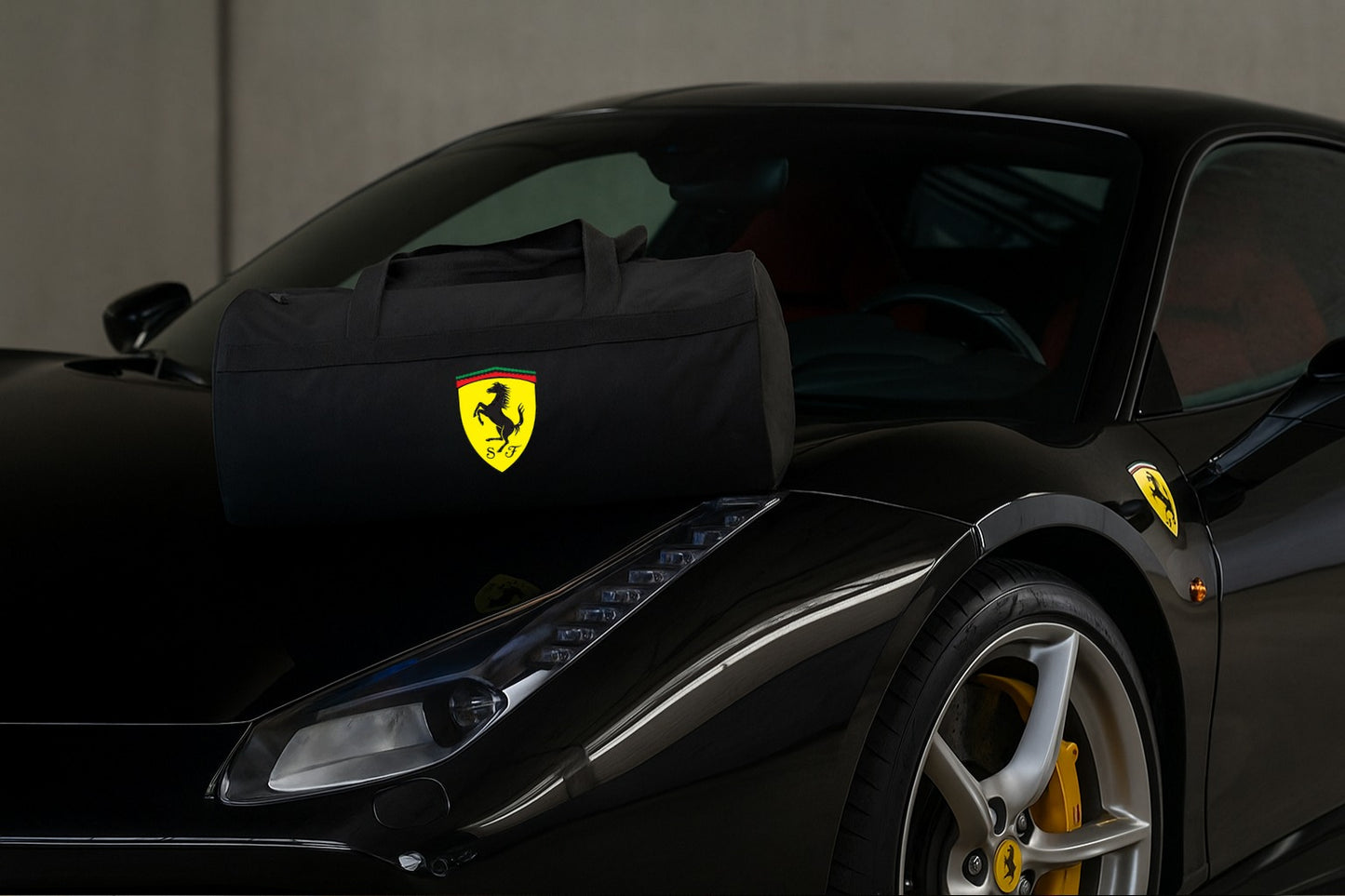 Luxury Ferrari Duffle Bag Trunk Bag 30x50 cm